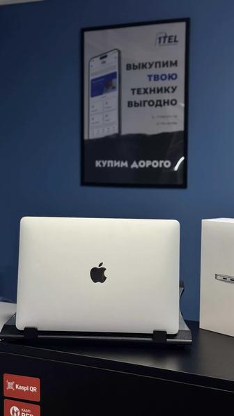 MacBook Air 13 2020 M1