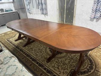 Продается стол в идеальном состоянии