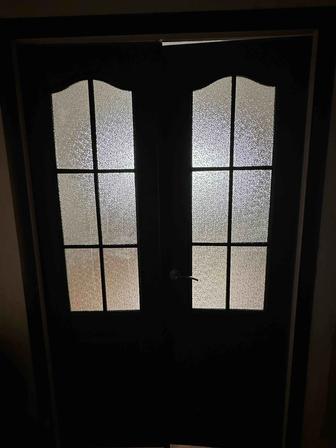 4 межкомнатные двери (зал,ванна,туалет)