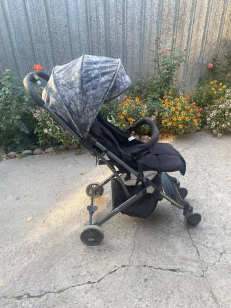 Продам детскую коляску