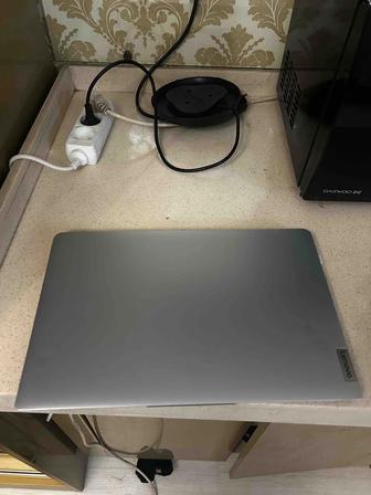 Продам ноутбук