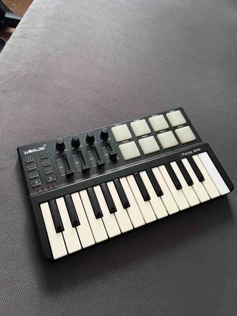 Продам Midi-клавиатуру WORLDE Panda MINI