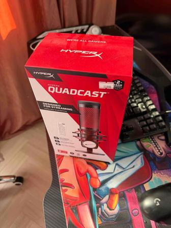 Продам новый микрофон HyperX quadcast