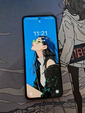 Продам смартфон samsung flip 3