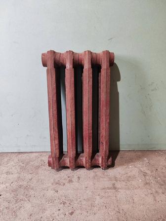 Радиатор чугунный