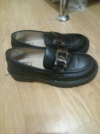 срочно продам туфли лоферы