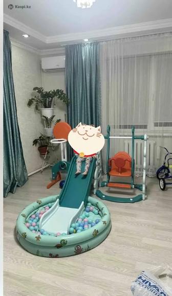 Детская горка качеля