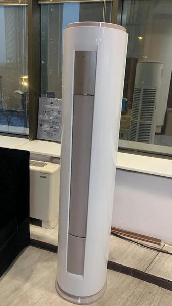 Колонный кондиционер Midea 24 000 BTU для зала / офиса / кафе