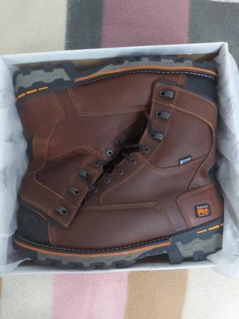 Продам зимние ботинки для работы