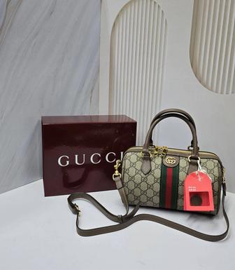 Сумка Gucci в фирменной подарочной коробке 22 см