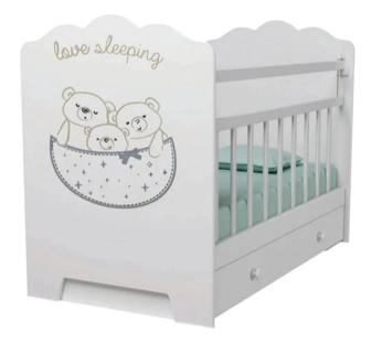 Продам новую кроватку