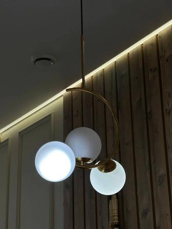 Продам люстры