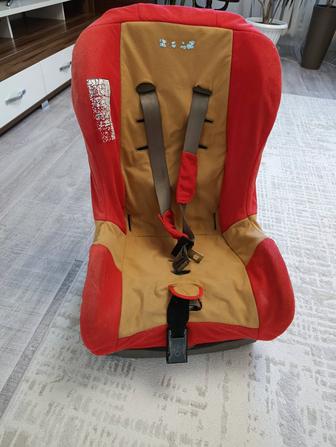 Детское автокресло
