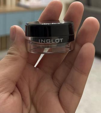 Гелевая подводка Inglot AMC Eyeliner Gel