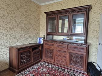 Продам сервант и комод