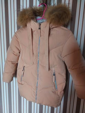 Зимняя куртка для девочки