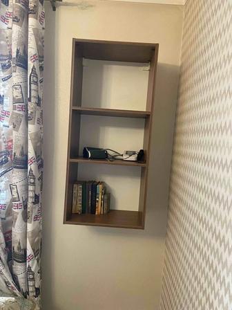 Продам полки для книг
