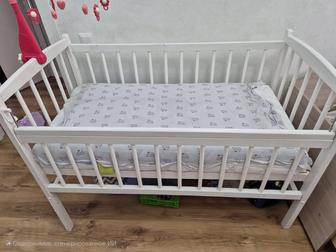 Продам детскую кроватку б/у