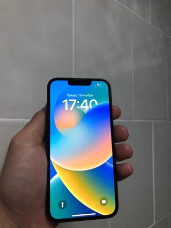 Продам айфон 13