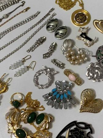 Винтажные клипсы и серьги