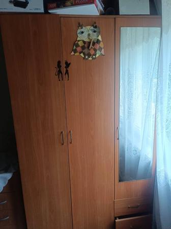 Продам шкаф