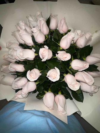 Продается метровые розы