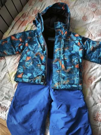 Срочно продам комбинезон зимний