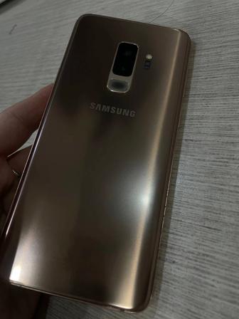 Продам Samsung Galaxy S9 плюс