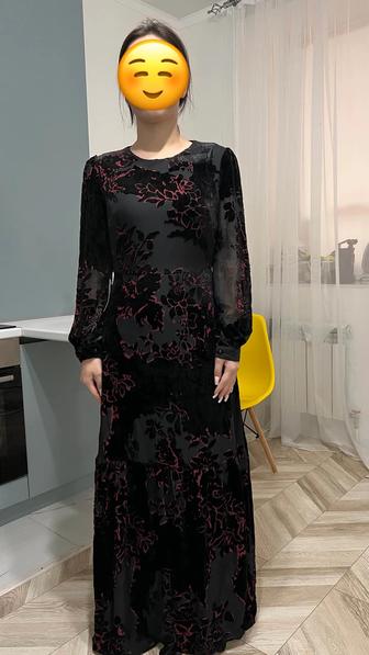 Вечерние платья