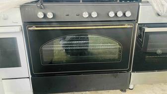 Газовая плита 5 конфорный