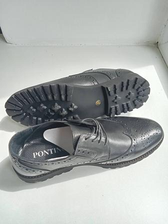 Продам туфли Pontino кожанные 40 размер