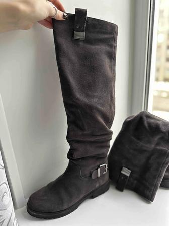 Замшевые зимние сапоги