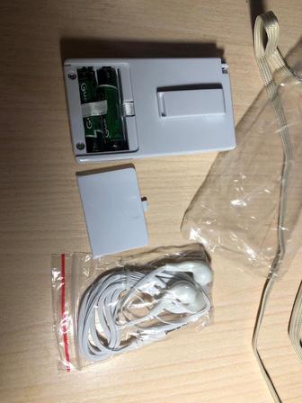 Приемник переводов с наушниками Состояние новое