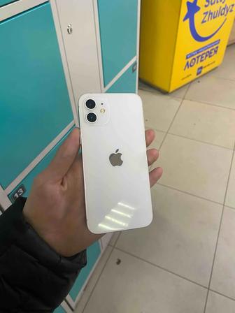 Продам Айфон 12 64gb