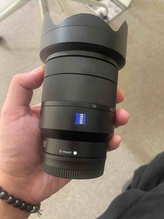 Объектив Sony 24-70 F4 Carl Zeiss
