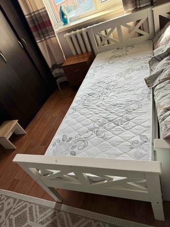 Продам кровать