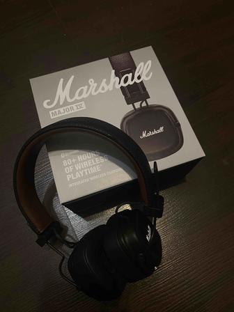 Продам наушники Marshall Major 4