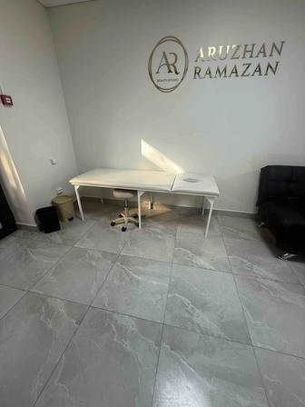 Кушетка и стул