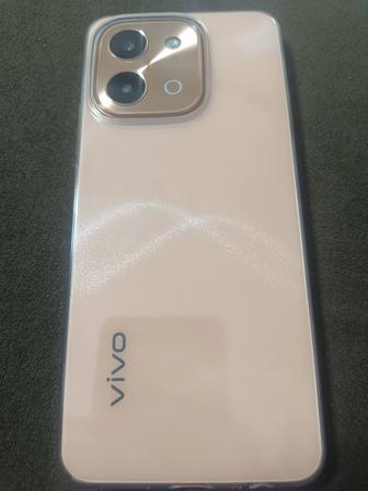 Телефон vivo y28