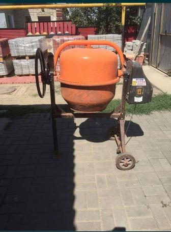 Сдам в аренду бетономешалку