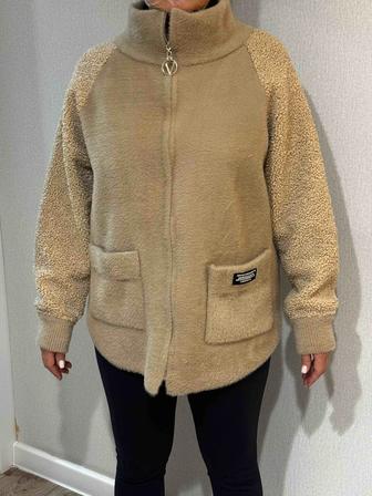 Продам весеннюю куртку