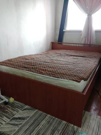 Продам срочно кровать в хорошем состоянии