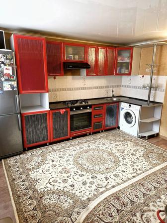 Продам кухонный гарнитур в отличном состоянии