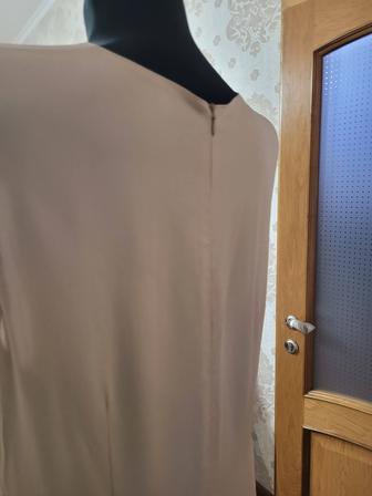 Женское вечернее платье