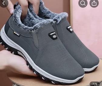 Продаю слипоны мужские