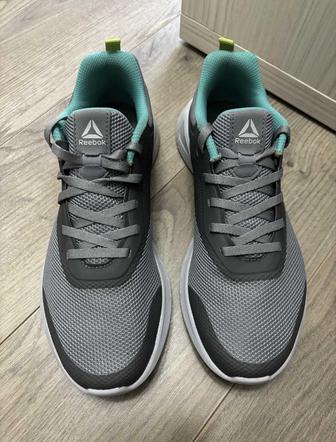 Кроссовки Reebok 38 размер
