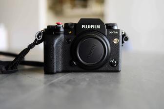 Фотоаппарат Fujifilm XT4 Body Black в идеальном состоянии
