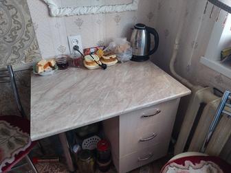 кухонный стол