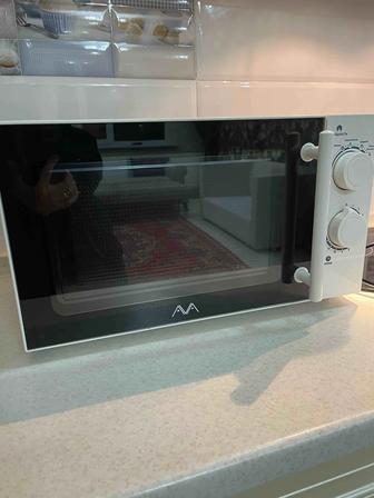 Продам микроволновую печь