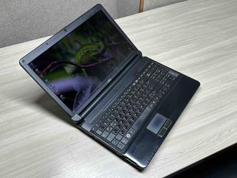 Ноутбук i3 4 ядерный в отличном состояний